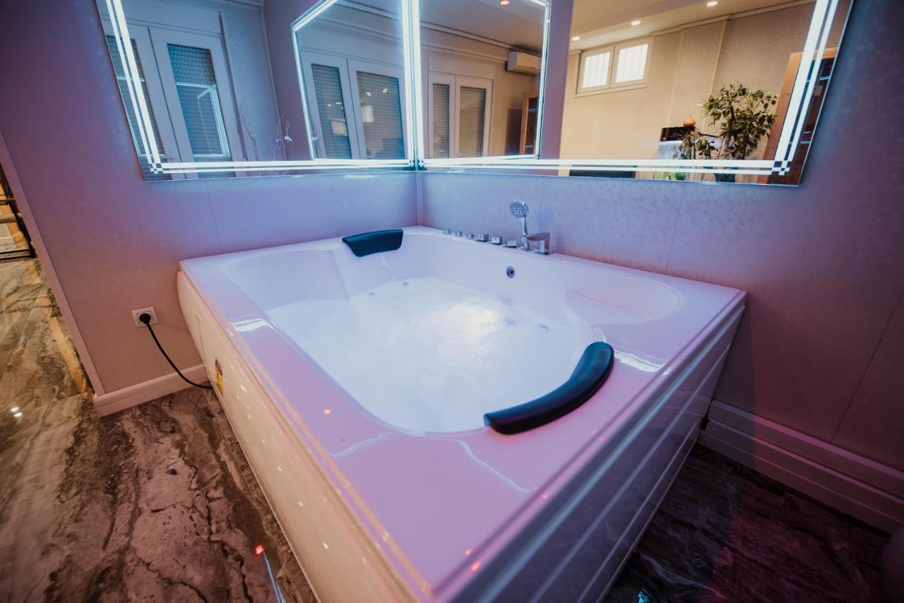 Spa Lux Apartmani Novi Sad Bagian luar foto